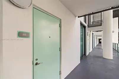 6000 Collins Ave #336, Miami Beach, FL 33140 - Photo 5