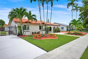 9031 SW 11th St, Miami, FL 33174 - Photo 5