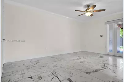 9031 SW 11th St, Miami, FL 33174 - Photo 13