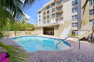 1050 SE 15th St, Fort Lauderdale, FL 33316 - Photo 1