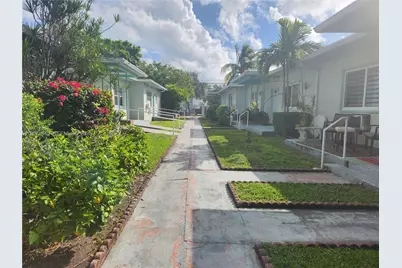 1239 Marseille Dr #4, Miami Beach, FL 33141 - Photo 5