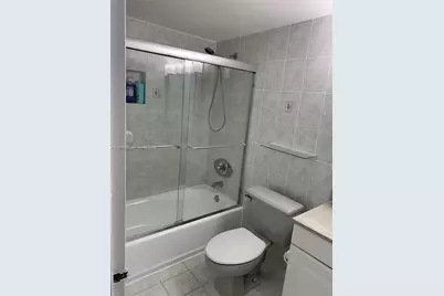1228 West Ave #1415, Miami Beach, FL 33139 - Photo 17