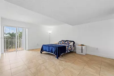 [Address not provided], Miami, FL 33172 - Photo 17