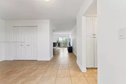 [Address not provided], Miami, FL 33172 - Photo 3