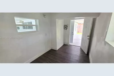2230 Service Rd, Opa-Locka, FL 33054 - Photo 33
