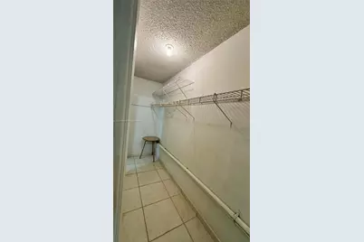 160 NE 203rd Ter #E20, Miami Gardens, FL 33179 - Photo 5
