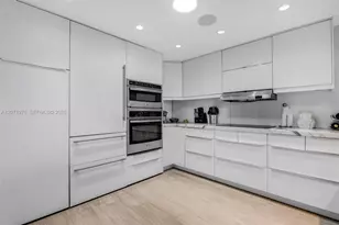 5600 Collins Ave, Miami Beach, FL 33140 - Photo 11
