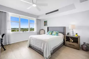 5600 Collins Ave, Miami Beach, FL 33140 - Photo 27