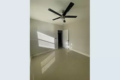 15760 NE 18th Ct, North Miami Beach, FL 33162 - Photo 7