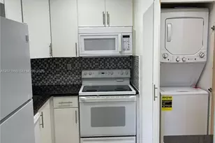 6821 SW 129th Ave, Miami, FL 33183 - Photo 3