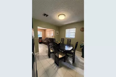 733 E 26th St, Hialeah, FL 33013 - Photo 5