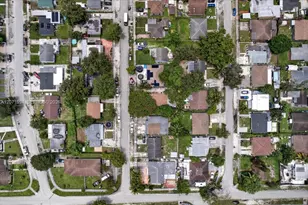 1925 NW 85th St, Miami, FL 33147 - Photo 33