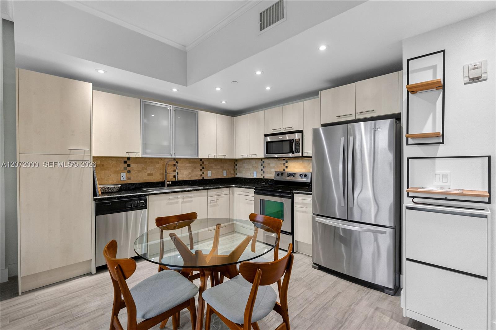 1350 NW 8th Ct #A2-4 - 1350 NW 8th Ct #A2-4, Miami, FL 33136 Luxury Property | Jose Angel Pina