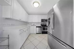 1455 N Treasure Dr, North Bay Village, FL 33141 - Photo 17