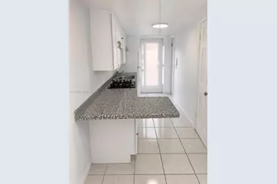 6498 Collins Ave #40, Miami Beach, FL 33141 - Photo 3