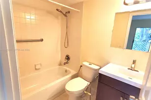 251 SW 132nd Way, Pembroke Pines, FL 33027 - Photo 15