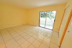 251 SW 132nd Way, Pembroke Pines, FL 33027 - Photo 13