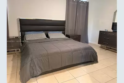 14949 SW 8th Ter #14949, Miami, FL 33194 - Photo 11
