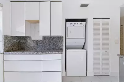 [Address not provided], Plantation, FL 33322 - Photo 5
