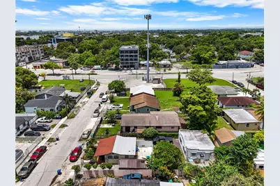 2151 NW 42nd St, Miami, FL 33142 - Photo 19