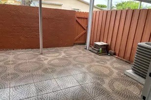 10851 SW 6th St, Sweetwater, FL 33174 - Photo 15