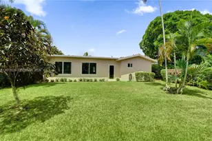 1524 NE 37th St, Oakland Park, FL 33334 - Photo 33