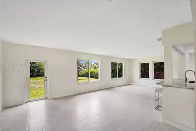 1524 NE 37th St, Oakland Park, FL 33334 - Photo 17