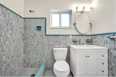 1524 NE 37th St, Oakland Park, FL 33334 - Photo 23