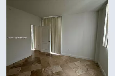 5091 NW 7th St #615, Miami, FL 33126 - Photo 31