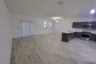 15560 SW 136th St, Miami, FL 33196 - Photo 9