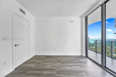 1300 S Miami Ave #4807, Miami, FL 33130 - Photo 5