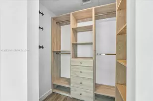 1300 S Miami Ave, Miami, FL 33130 - Photo 11
