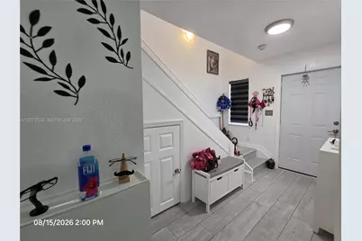 11424 NW 94th Pl #7, Hialeah Gardens, FL 33018 - Photo 3