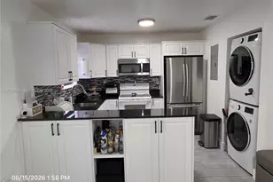 11424 NW 94th Pl, Hialeah Gardens, FL 33018 - Photo 9