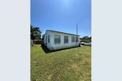 382 NW 82nd St #382, Miami, FL 33150 - Photo 17