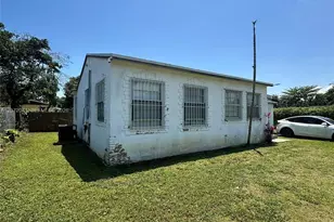 382 NW 82nd St, Miami, FL 33150 - Photo 17