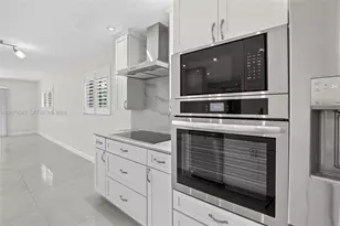 13800 SW 14th St, Pembroke Pines, FL 33027 - Photo 5
