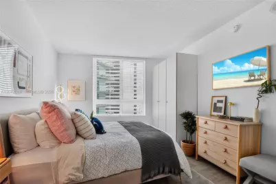 1900 N Bayshore Dr #2019, Miami, FL 33132 - Photo 17
