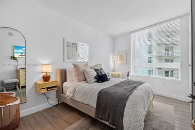 1900 N Bayshore Dr #2019, Miami, FL 33132 - Photo 15