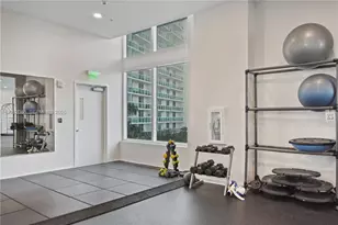 1900 N Bayshore Dr, Miami, FL 33132 - Photo 37