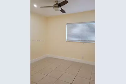 4730 NW 10th Ct #302, Plantation, FL 33313 - Photo 15