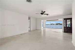 216 SW Cabana Point Cir, Stuart, FL 34994 - Photo 5