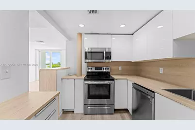 1145 Normandy Dr #505, Miami Beach, FL 33141 - Photo 3