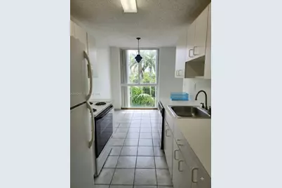 1688 West Ave #506, Miami Beach, FL 33139 - Photo 9