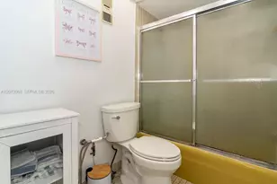2333 Brickell Ave, Miami, FL 33129 - Photo 25