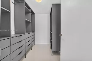 465 Brickell Ave, Miami, FL 33131 - Photo 11
