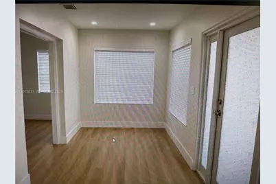 3648 SW 25th Ter #3648, Miami, FL 33133 - Photo 3