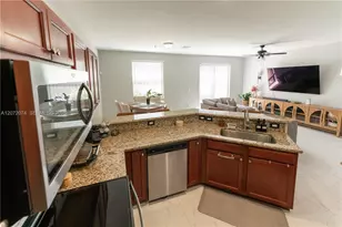 23487 SW 113th Ave, Homestead, FL 33032 - Photo 5