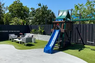 9335 NW 45th St, Sunrise, FL 33351 - Photo 21
