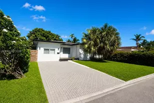 8819 Dickens Ave, Surfside, FL 33154 - Photo 9